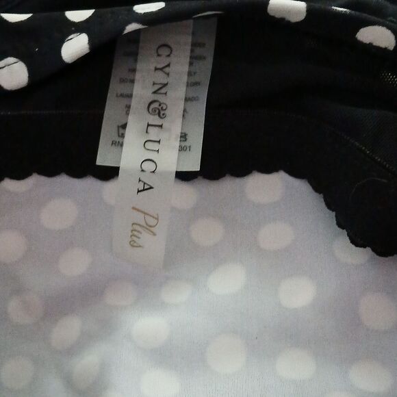Cyn & Luca Plus Black and White Polka Dot Tankini Top Sz 18 - Picture 8 of 8